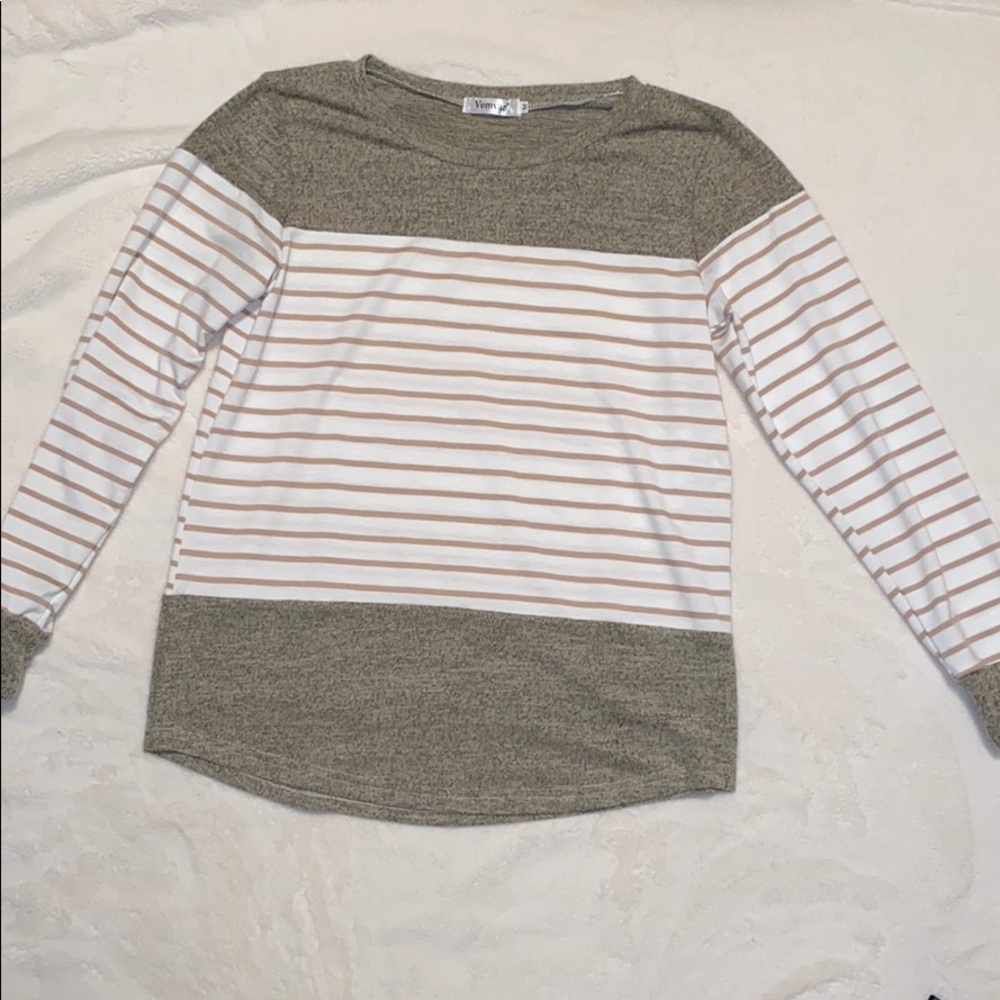 VEMVAN | light sweater | NWOT